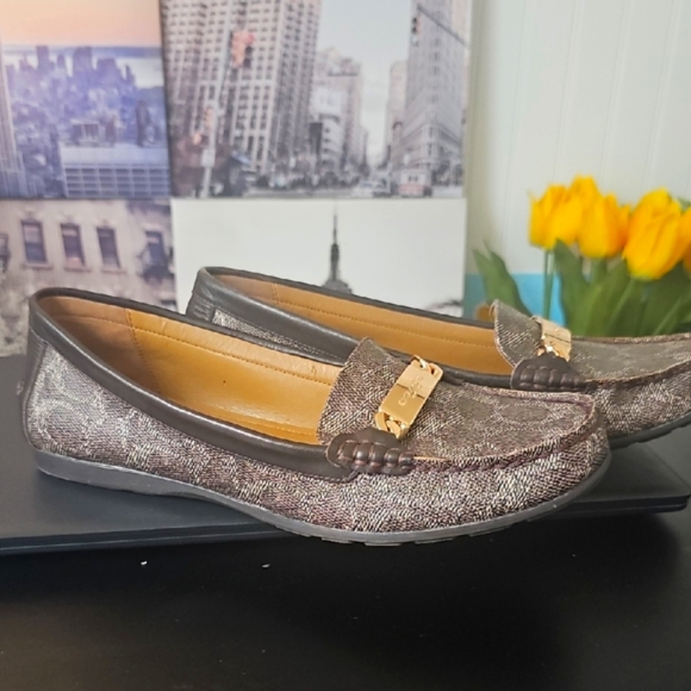 Coach Olive Loafers SIZE 9.5B